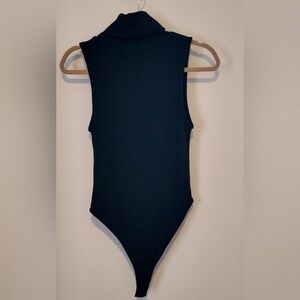 Zara Black Ribbed Sleeveless Bodysuit